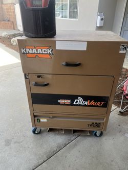 Knaack Data Vault