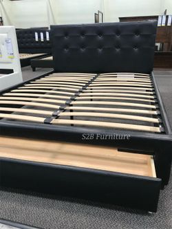 Queen Size Black Button W Ortho Mattress 