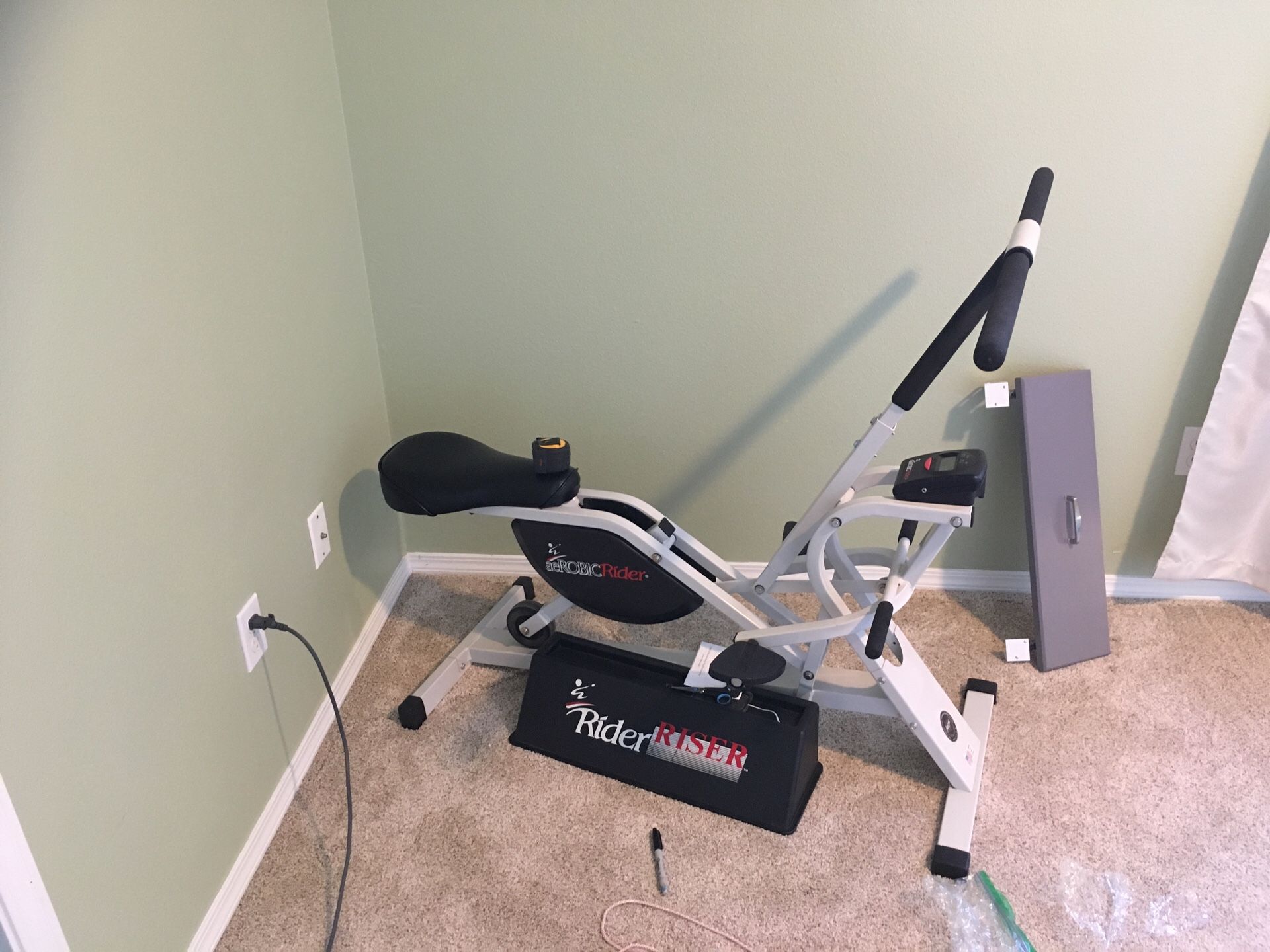 Aerobic Rider exercise bike (Like Healthrider)