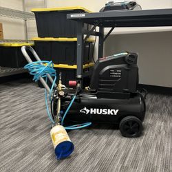 Husky compressor 8 Gal