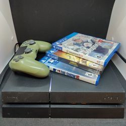 Sony PlayStation 4 500GB PS4 Black Console Working  With Controller And 3 Games