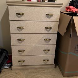 Dresser And Chester