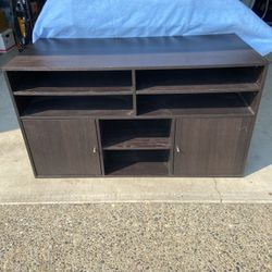 Entertainment Center/TV Console