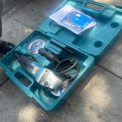 Makita Grinder