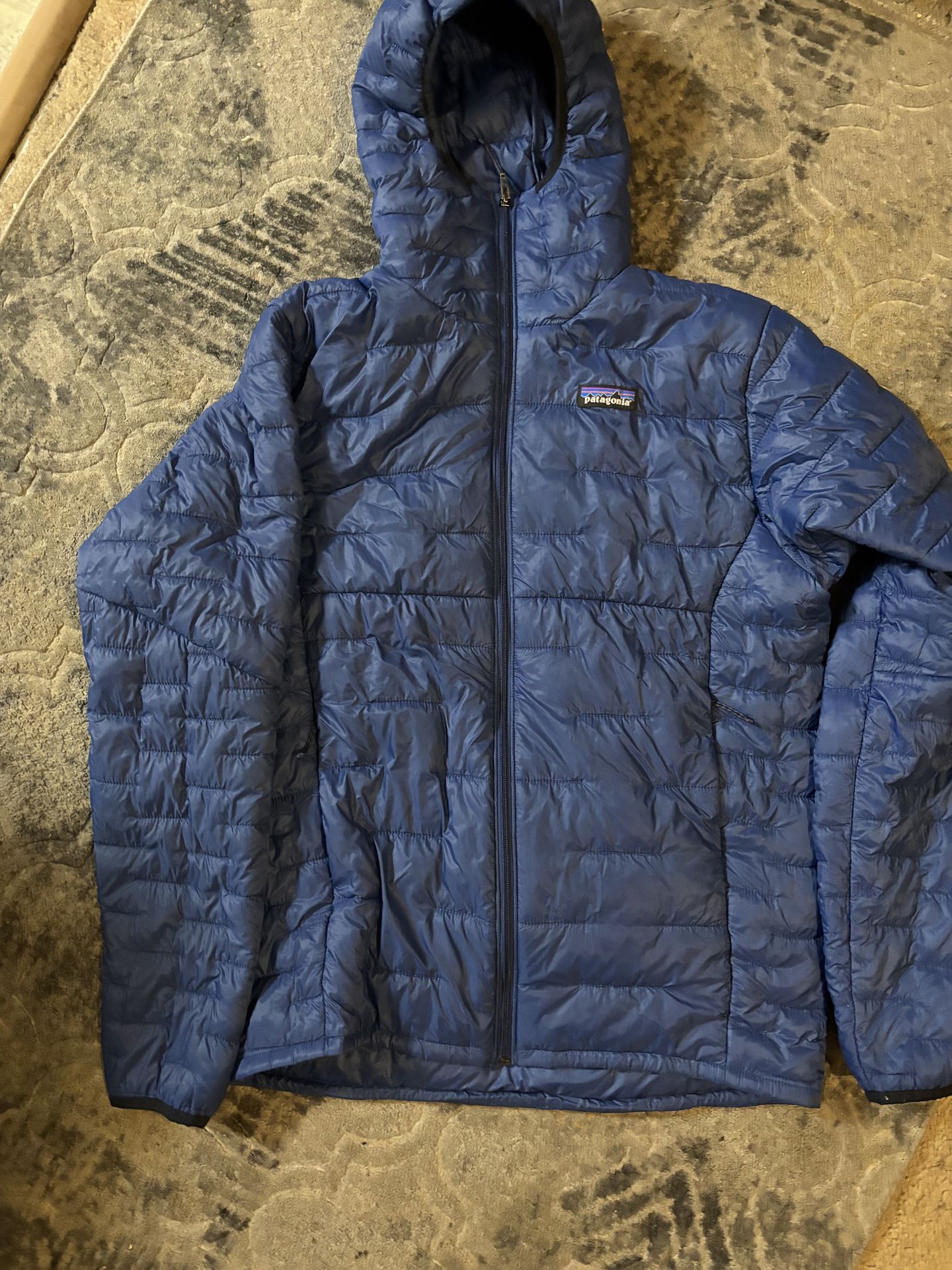 Patagonia puffer blue