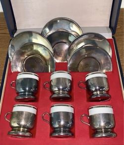 Plate & Porcelain Original Case Small Espresso or Coffee Service