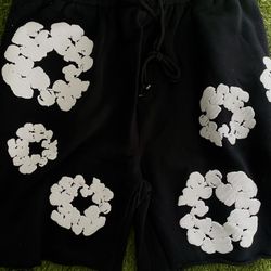 Denim Tears Shorts Size Medium 