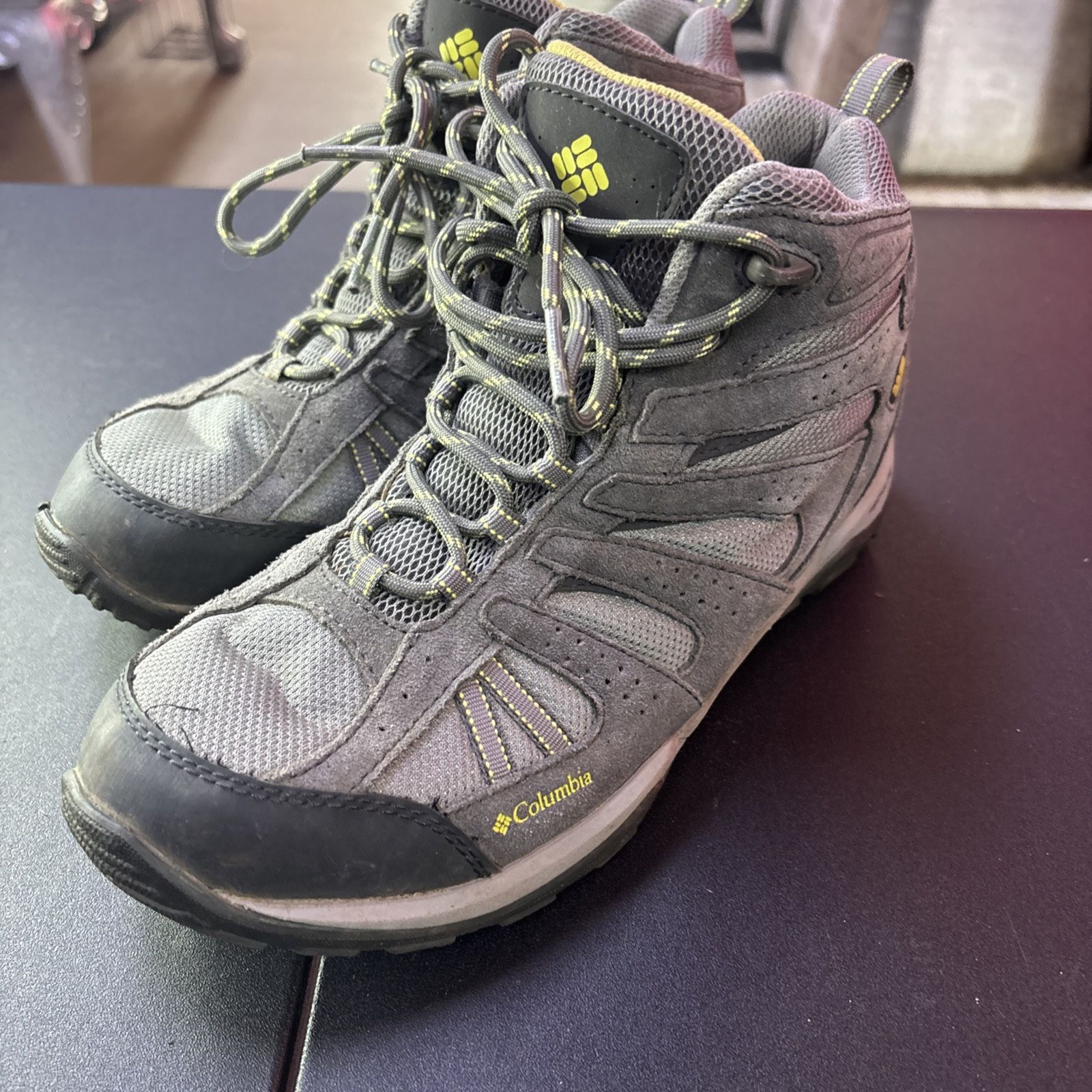 Columbia Waterproof Women's Mid Hiking Boot Dakota Drifter Techlite Size 8