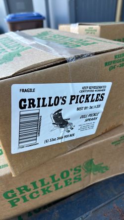 Grillos pickles