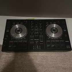 Pioneer DDJ-SB Controller 