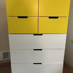 Dresser: yellow and white, good condition