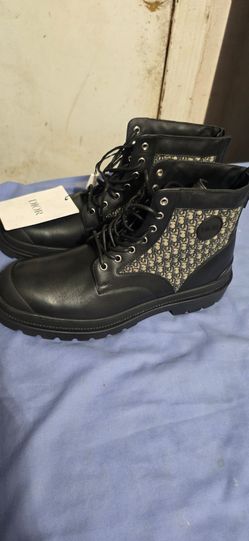 DIOR EXPLORER ANKLE BOOTS