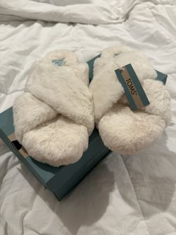 TOMS Women Slippers Size 10