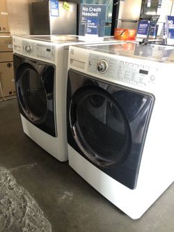 Kenmore Washer and Dryer Set