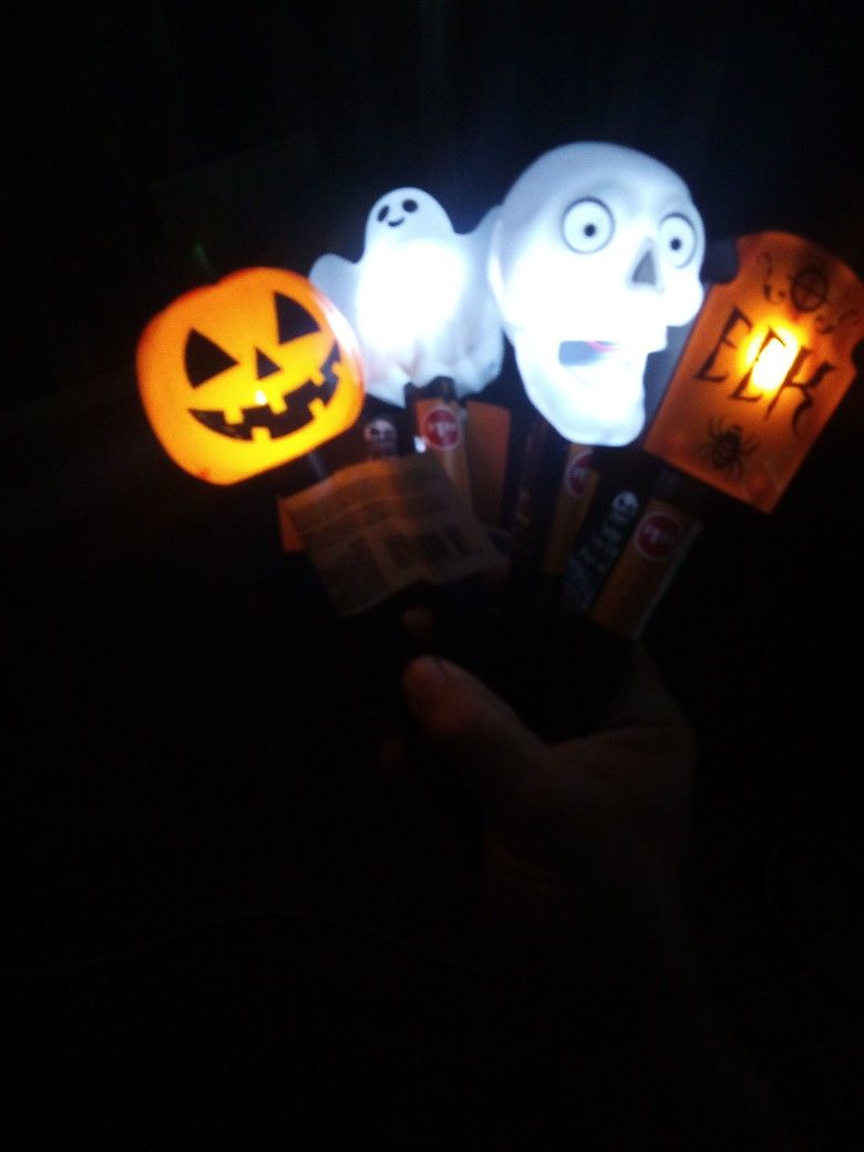 NEW HALLOWEEN SOLAR LIGHTS