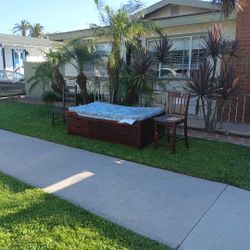 FREE STUFF Bed Drawers Computer Desk Chairs More