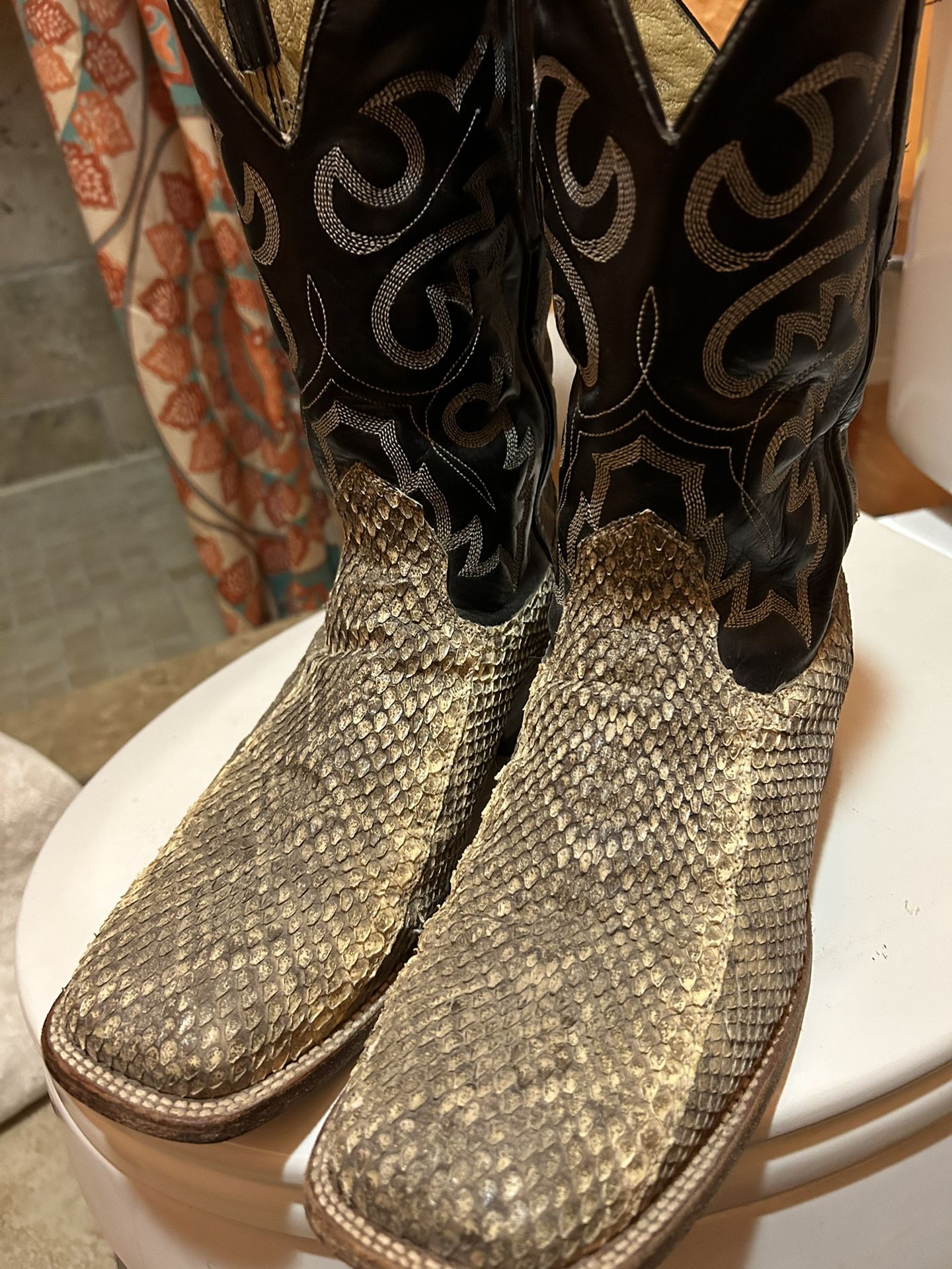 Rattlesnake Boots