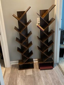 Bookshelves With Drawer (2)      se vende
