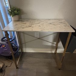Desk 32 Inches X 29