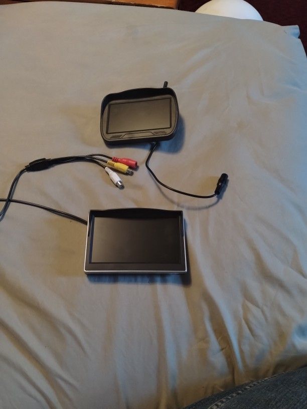 Back- Up Cameras