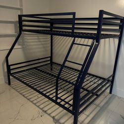  Twin-Over-Full Metal Bunk Bed 