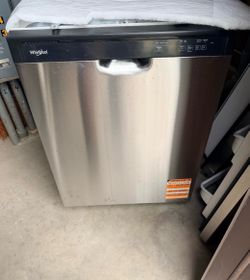 NEW Whirlpool stainless steel dishwasher