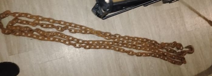 17 foot. Tow chain