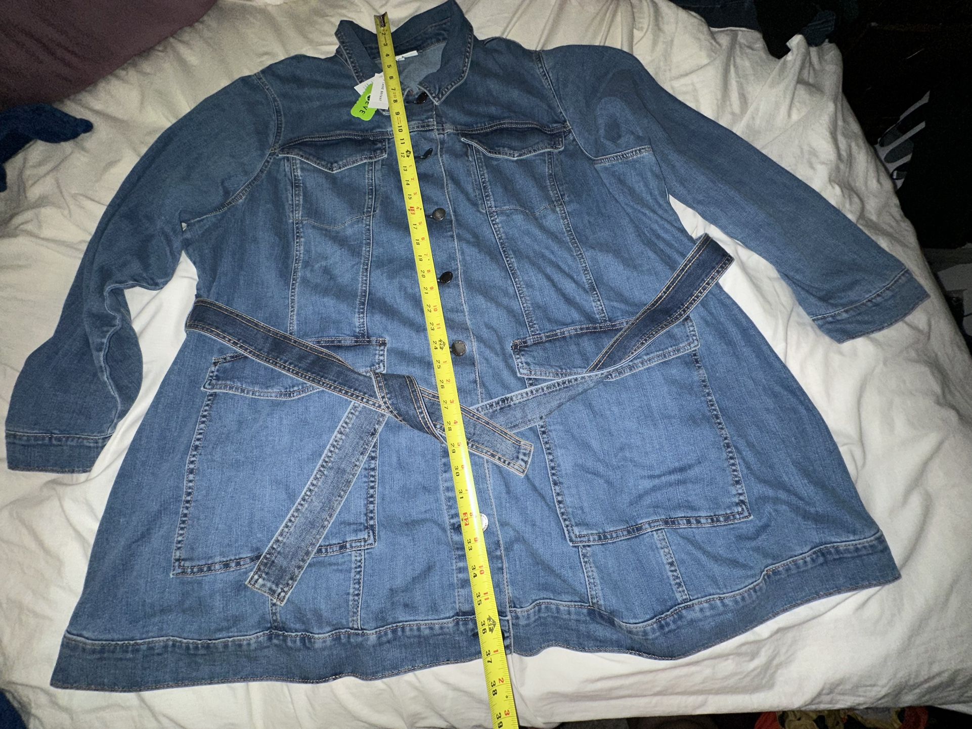 26W PLUS SIZE JEAN JACKET 