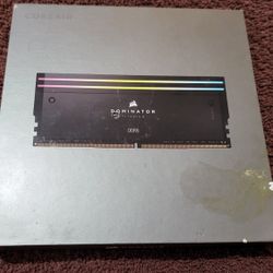 CORSAIR DOMINATOR TITANIUM RGB 64GB