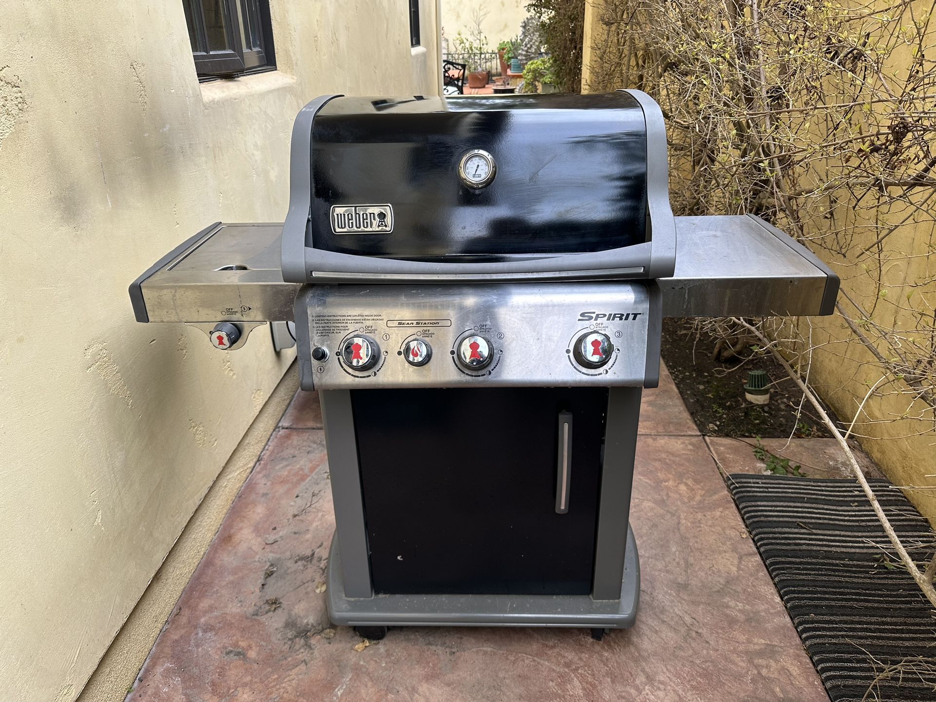 er 3 Burner Grill for Sale in San Diego, CA OfferUp
