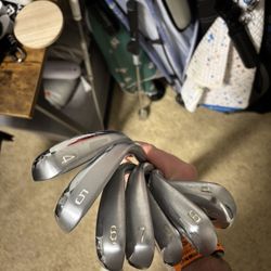 LH Jpx 923 Hot Metal 4-PW