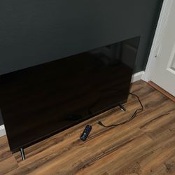 43" TCL Roku tv