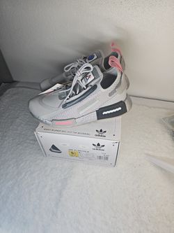 5.5 W Adidas NASA NMD_R1 SPECTOO W