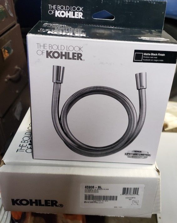 KOHLER Shower Column And Wand Hose