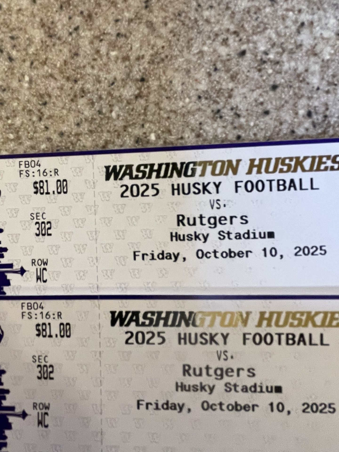 Huskies vs Rutgers!