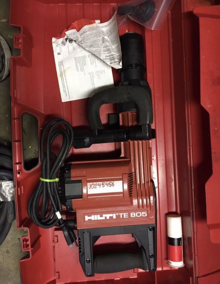 Hilti TE 805 Demolition Hammer