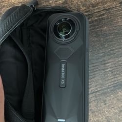 Insta360 X5