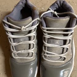 Jordan Shoes Number 6