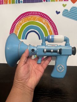 MINION FART BLASTER GUN!  9 INCH - LIKE NEW