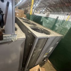 Large-scale air conditioning system