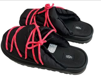 Women size 9/10 UGG Spaceslider Tech Slide UGG Spaceslider