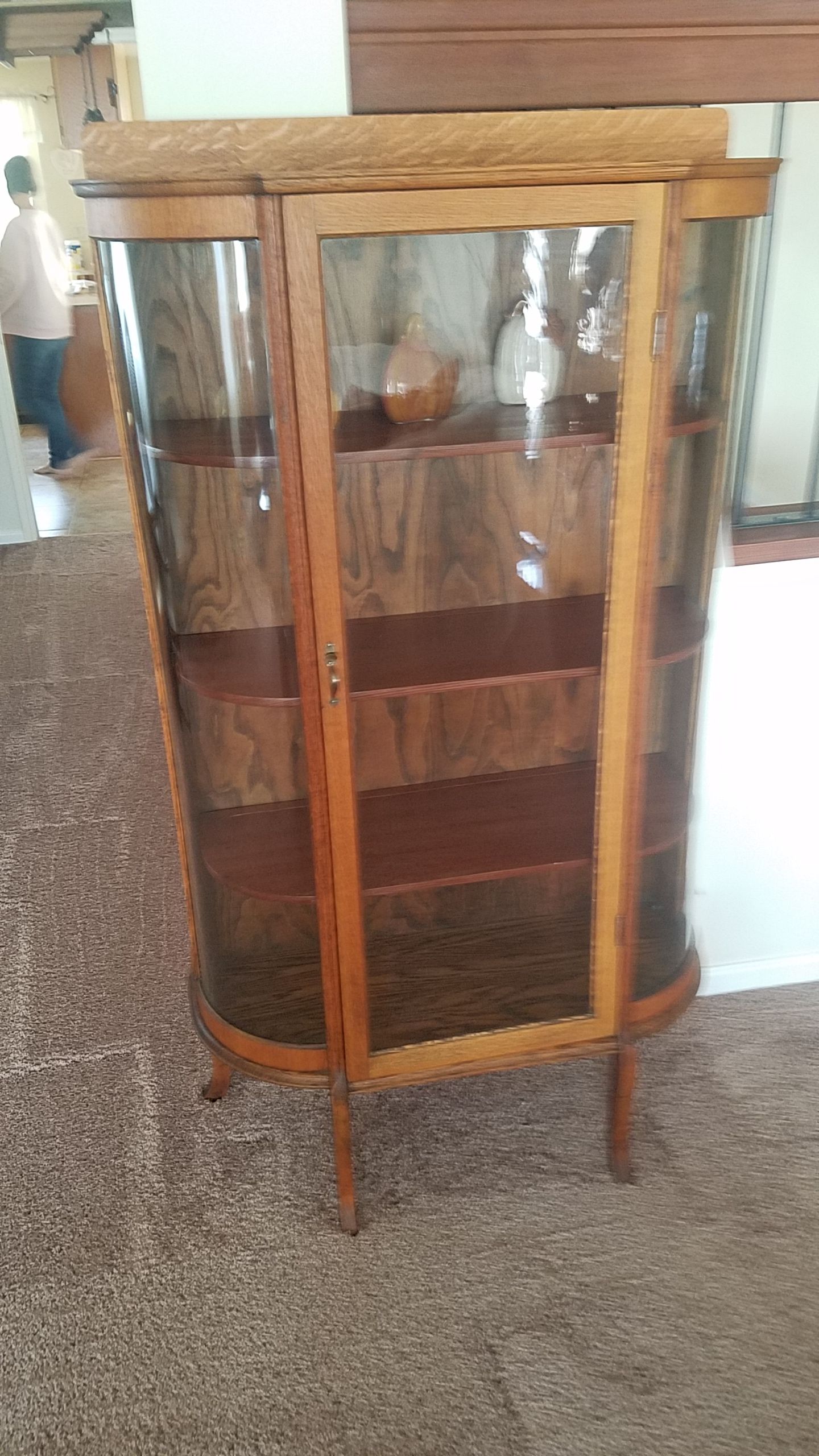 China cabinet curio oak, antique CAN Deliver