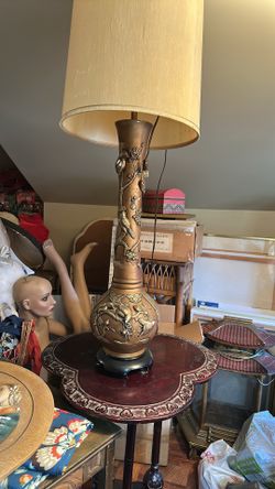 Hollywood Regency Asian Chinoiserie lamp