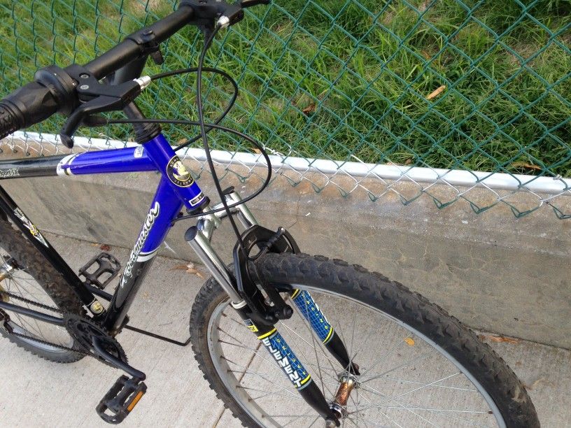 26 Inch Roadmaster MT Sport SX Adult Bike for Sale in Staten Island NY OfferUp