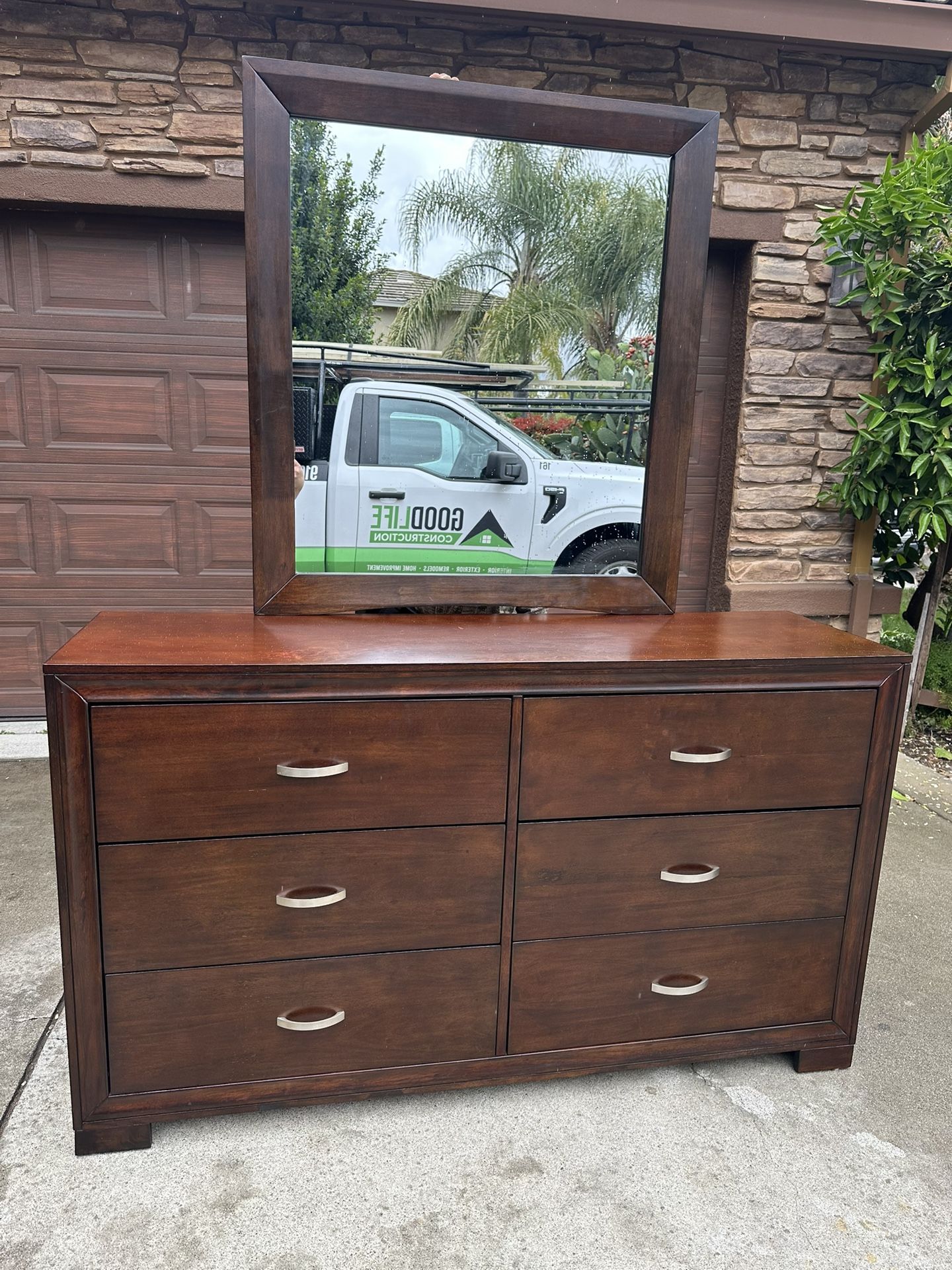 Solid Wood 6 Drawer Dresser with Mirror