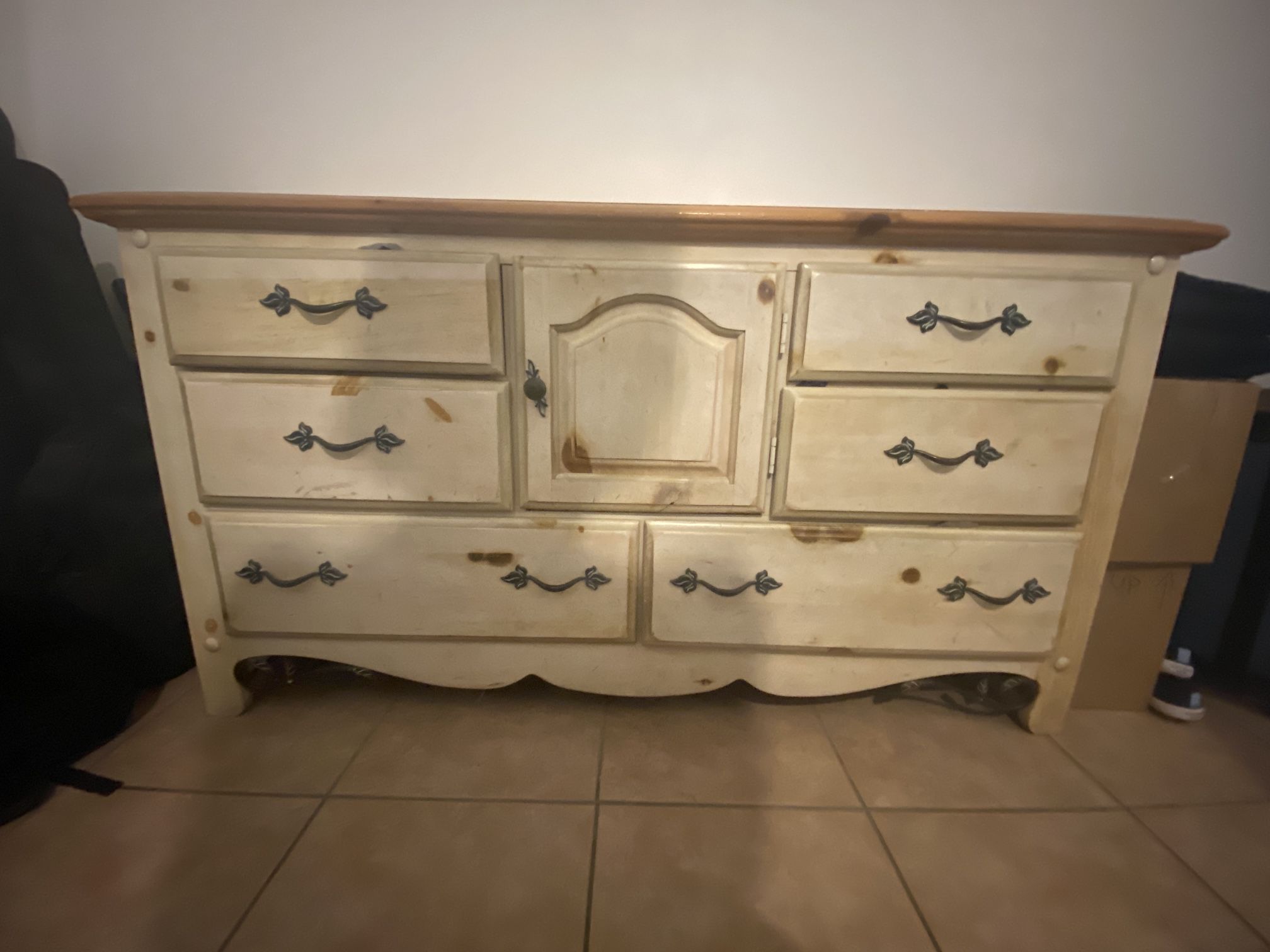 Bedroom Dresser 