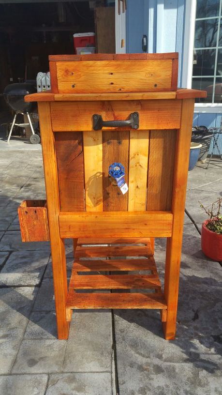 Reclaimed Pallet Handmade Wooden Cooler Box For In White City Reclaimed Pallet Handmade Wooden Cooler Box For In White City Or Offerup