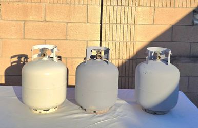 20lbs Propane Tanks