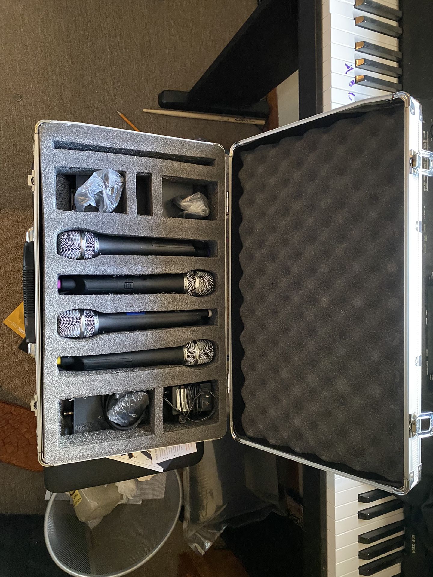 Vocopro Wireless Microphone System