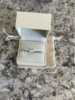 Women’s ring size 7